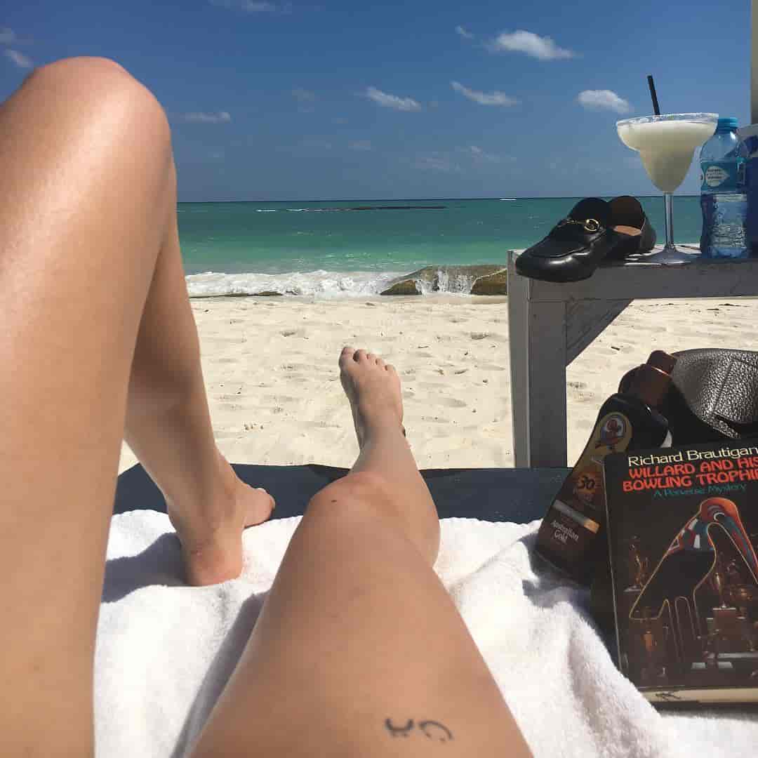 Willa Holland1